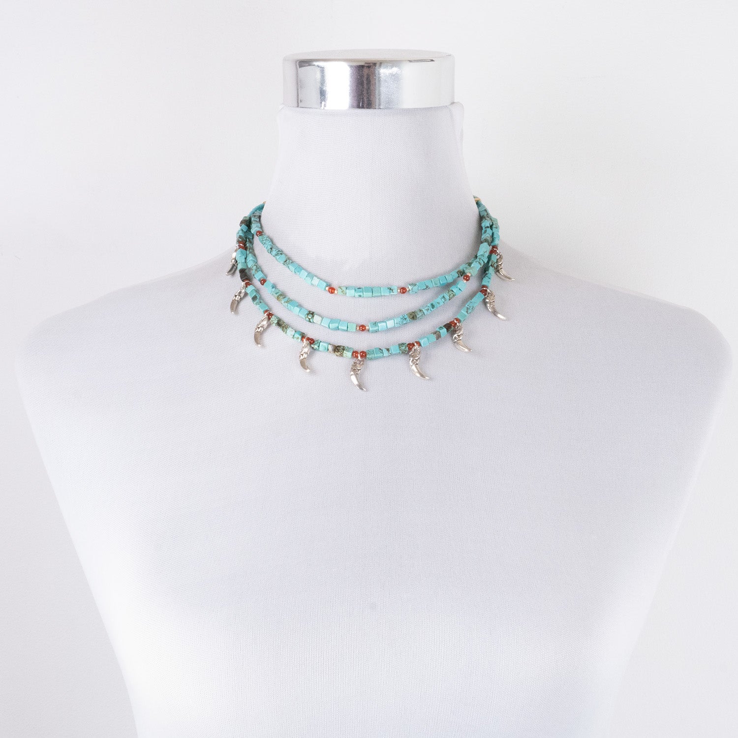 Collar de Turquesa con Dijes Elefante