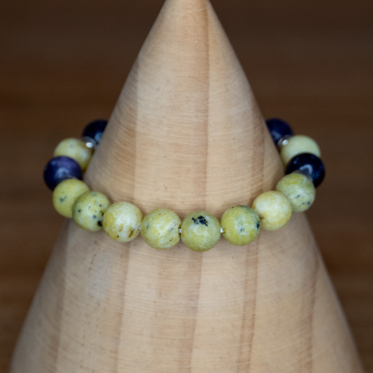 Pulsera de Amatista y Howlita