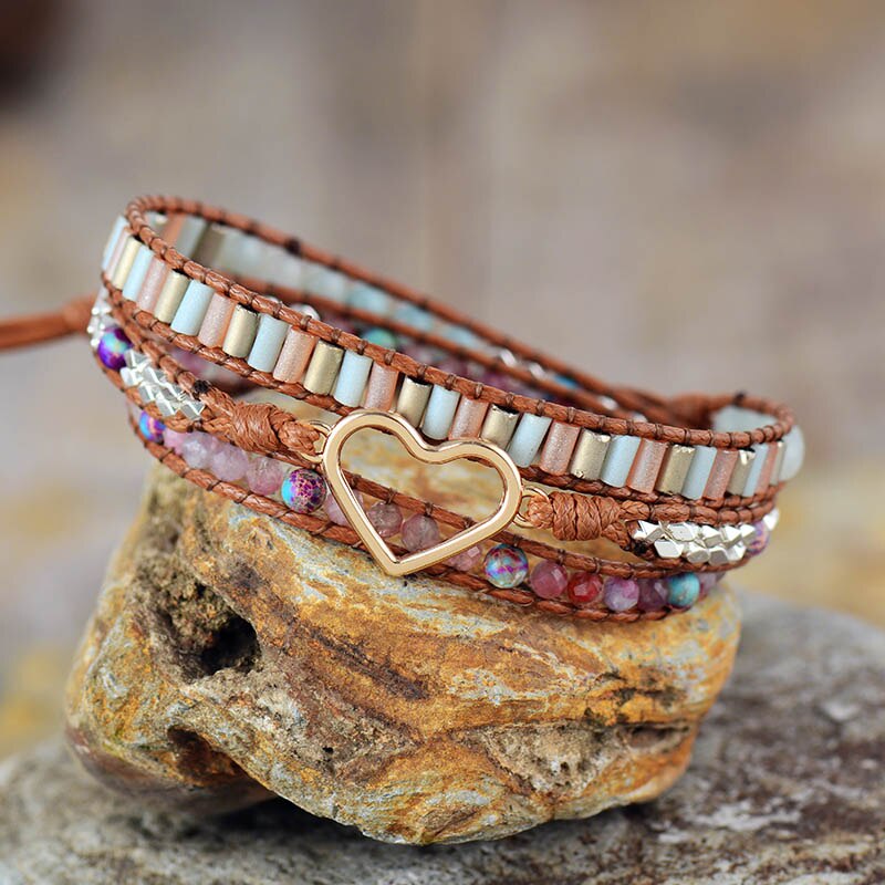 Pulsera Envolvente de Jaspe y Turmalina con Diseño Corazón